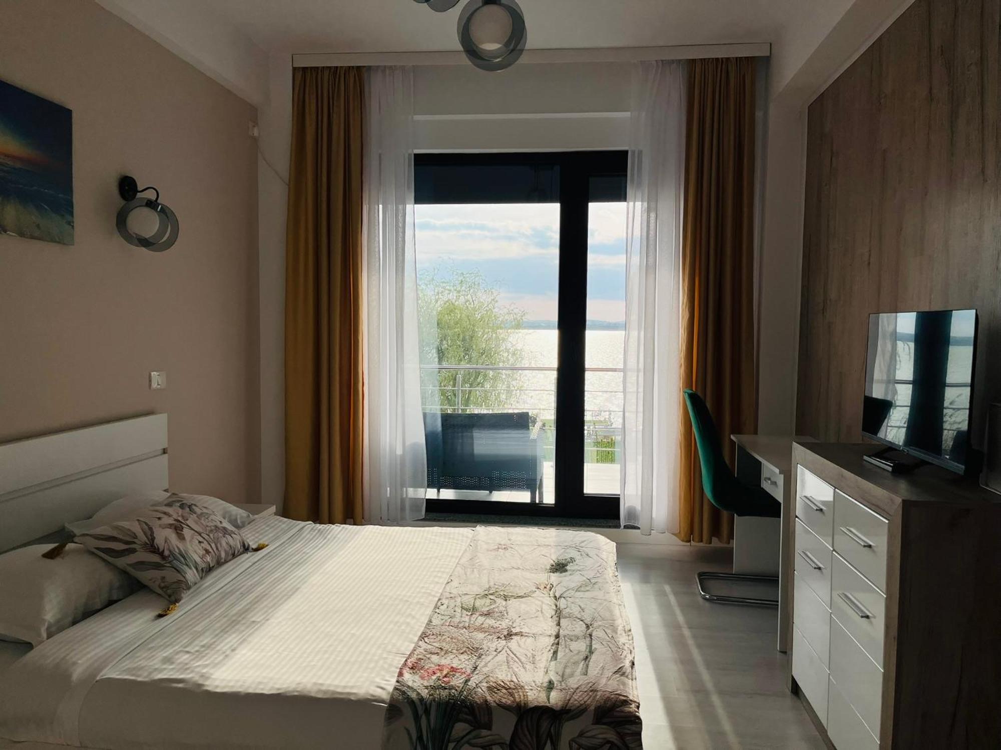 Roapart- Sunset Dream Apartament 2 Dormitoare Vedere Lac Si Parcare Mamaia Exterior photo